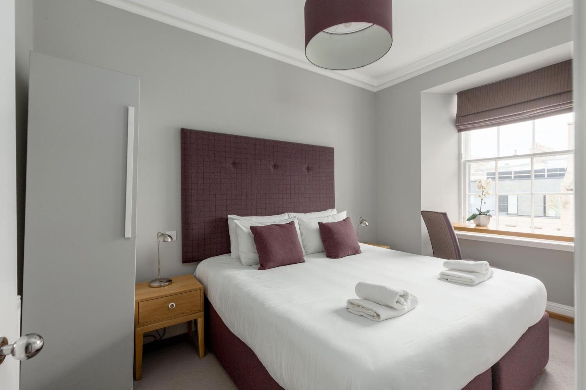 Destiny Scotland - Princes Street Residence 에든버러 외부 사진