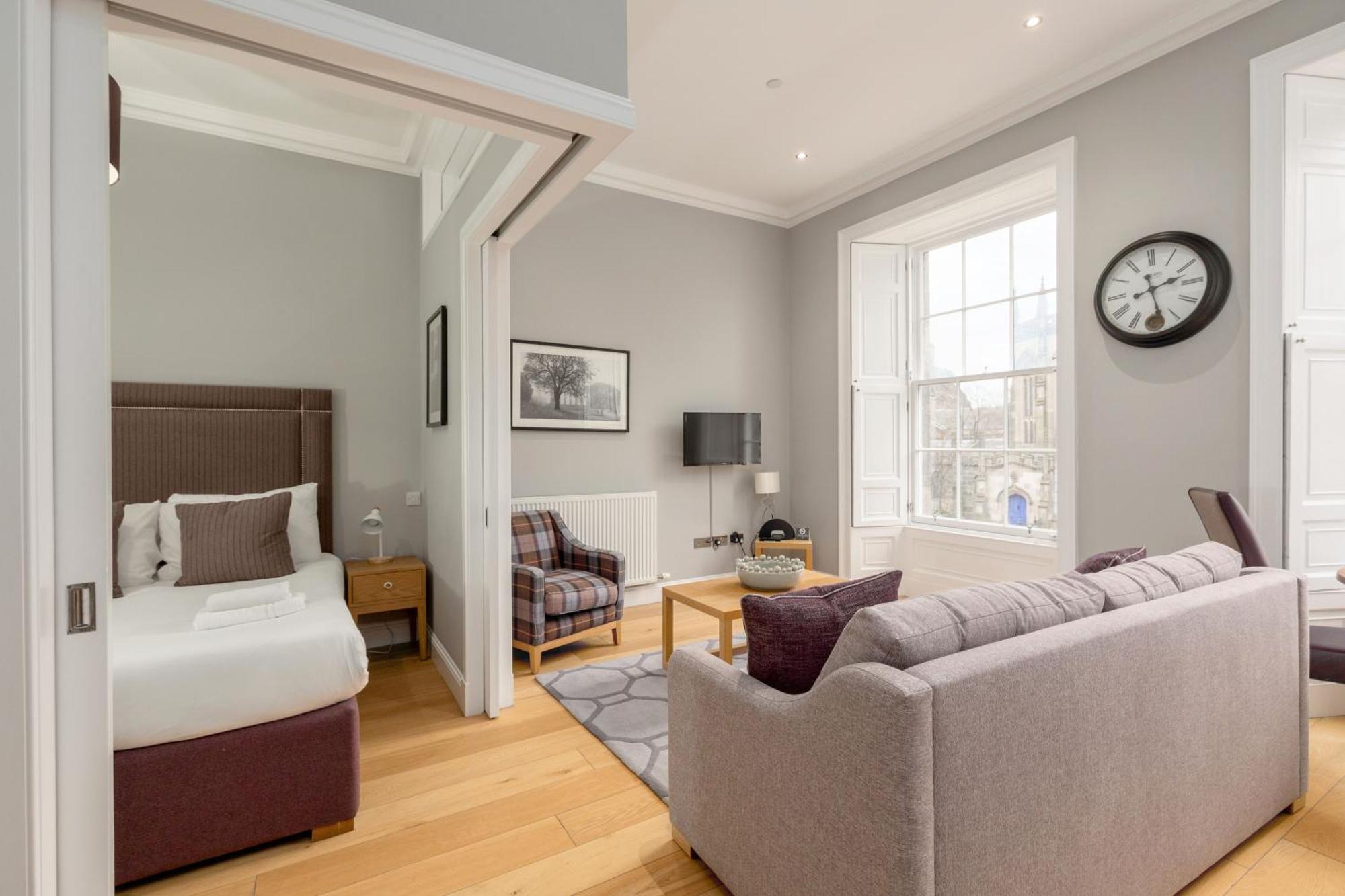 Destiny Scotland - Princes Street Residence 에든버러 외부 사진